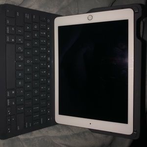 ROSE GOLD; IPAD Air 2 SOLD